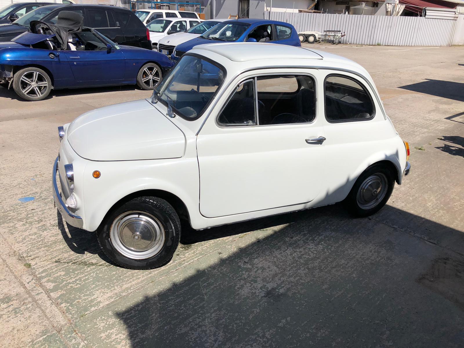 https://www.cambiericambi.com/salone/fiat-500-l